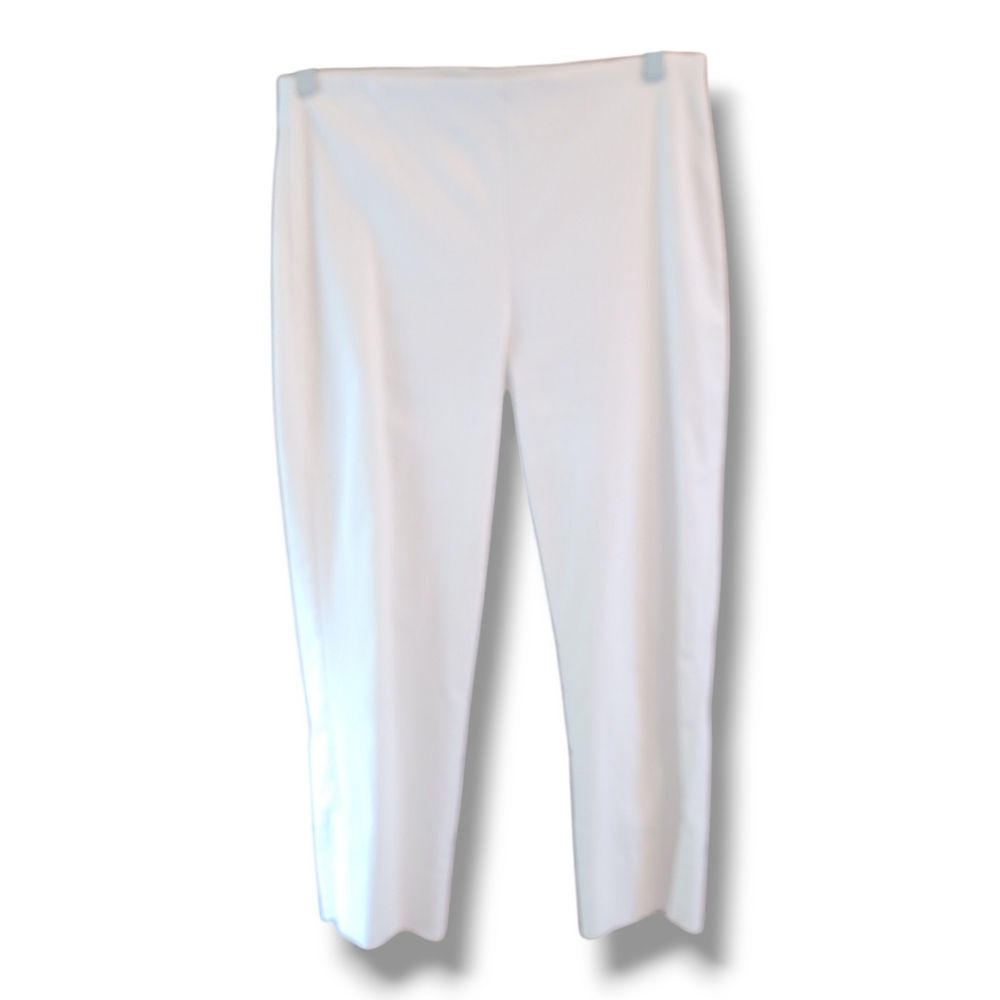 Charter Club Stretchy White Women's Capri Pants. Size 10 - Picture 2 of 6
